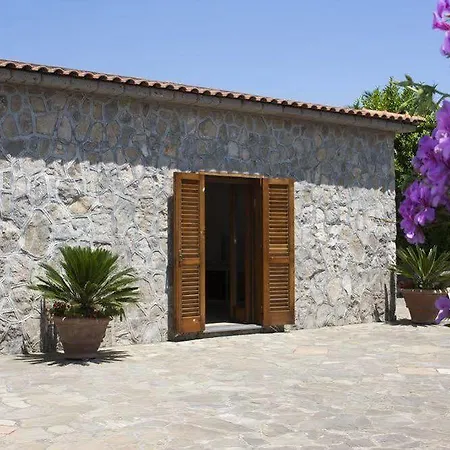 La Pietra Villa