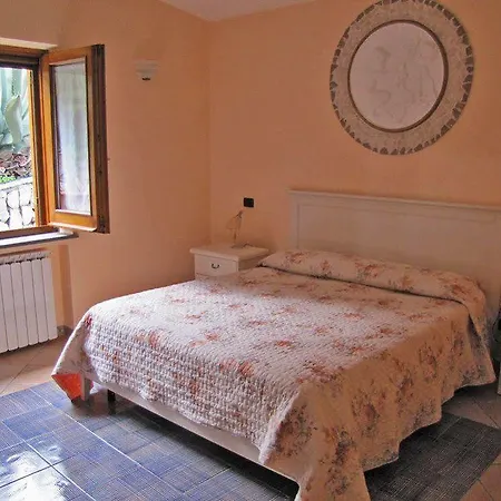 La Pietra *